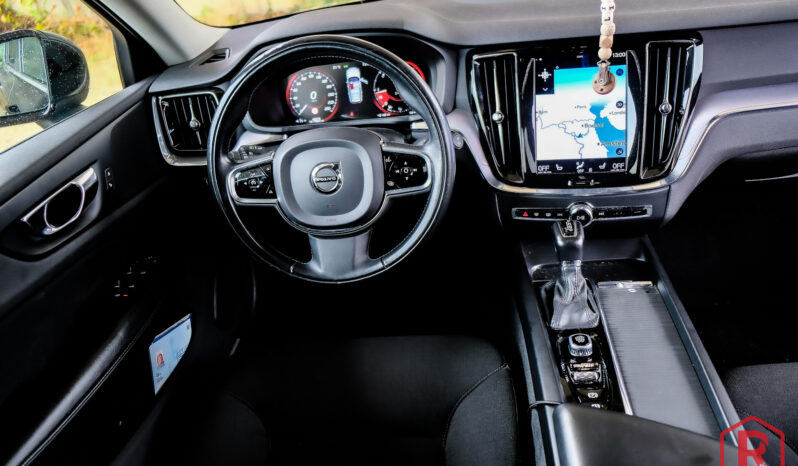 
								Volvo V60 D3 Momentum Automaat Trekhaak full									