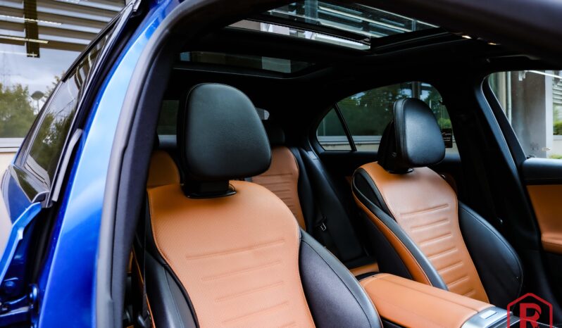 
								Mercedes C 220 d AMG Pano Burmester Digitallight full									