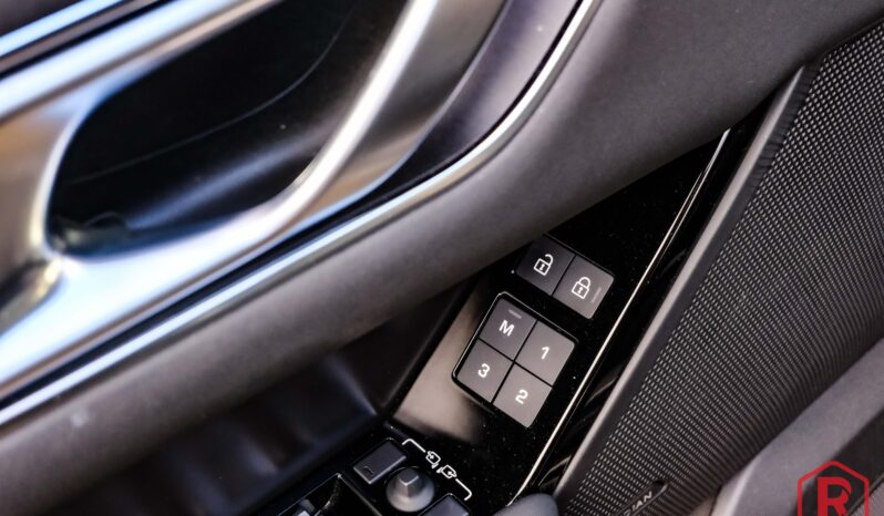
								Range Rover Velar P400e R-Dynamic Meridian BTWwagen full									