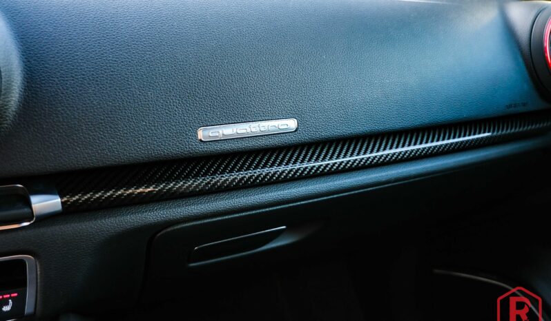 
								Audi RS3 Limousine 400pk OpenDak Bang&Olufsen Camera Sedan full									