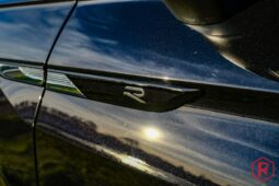 
										Volkswagen Tiguan R 320pk Pano IQ.Light 4Motion DSG full									