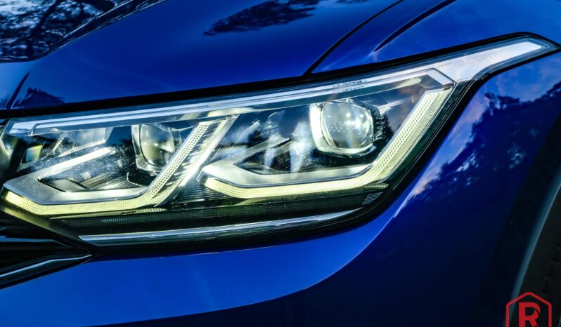 
								Volkswagen Tiguan R 320pk Lichte vracht HarmanKardon full									