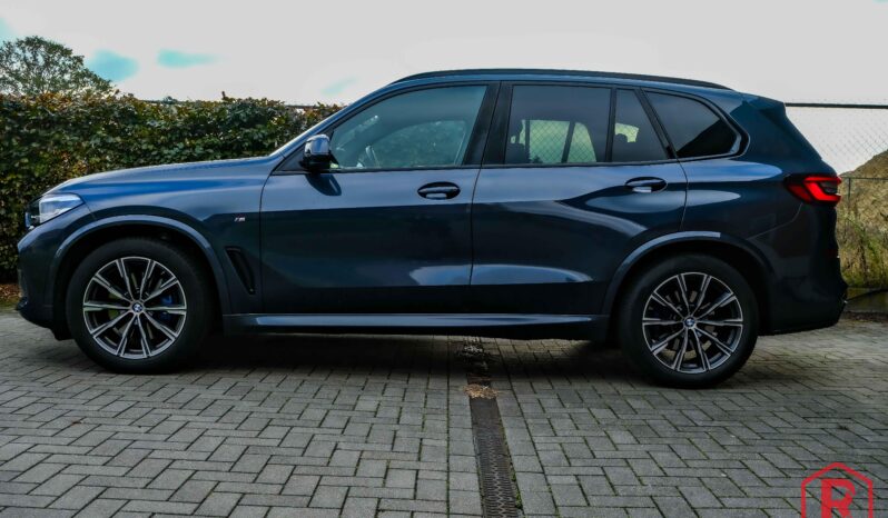 
								BMW X5 30d xDrive M Sport Pano ACC BTWwagen full									