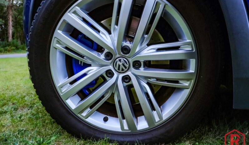 
								Volkswagen Tiguan R 320pk Lichte vracht HarmanKardon full									
