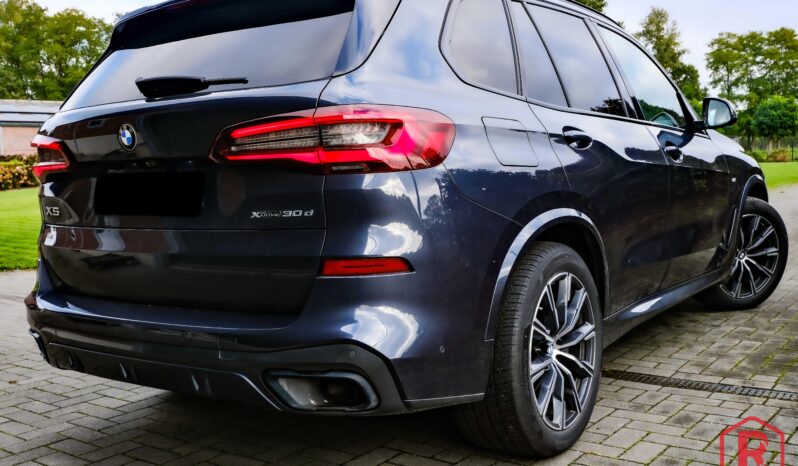 
								BMW X5 30d xDrive M Sport Pano ACC BTWwagen full									