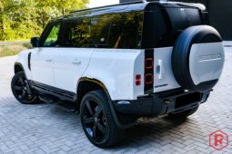 
										Land Rover Defender 110 D250 X-Dynamic 7Plaatsen Meridian full									