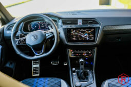 
										Volkswagen Tiguan R 320pk Pano IQ.Light 4Motion DSG full									