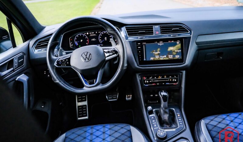 
								Volkswagen Tiguan R 320pk Lichte vracht HarmanKardon full									